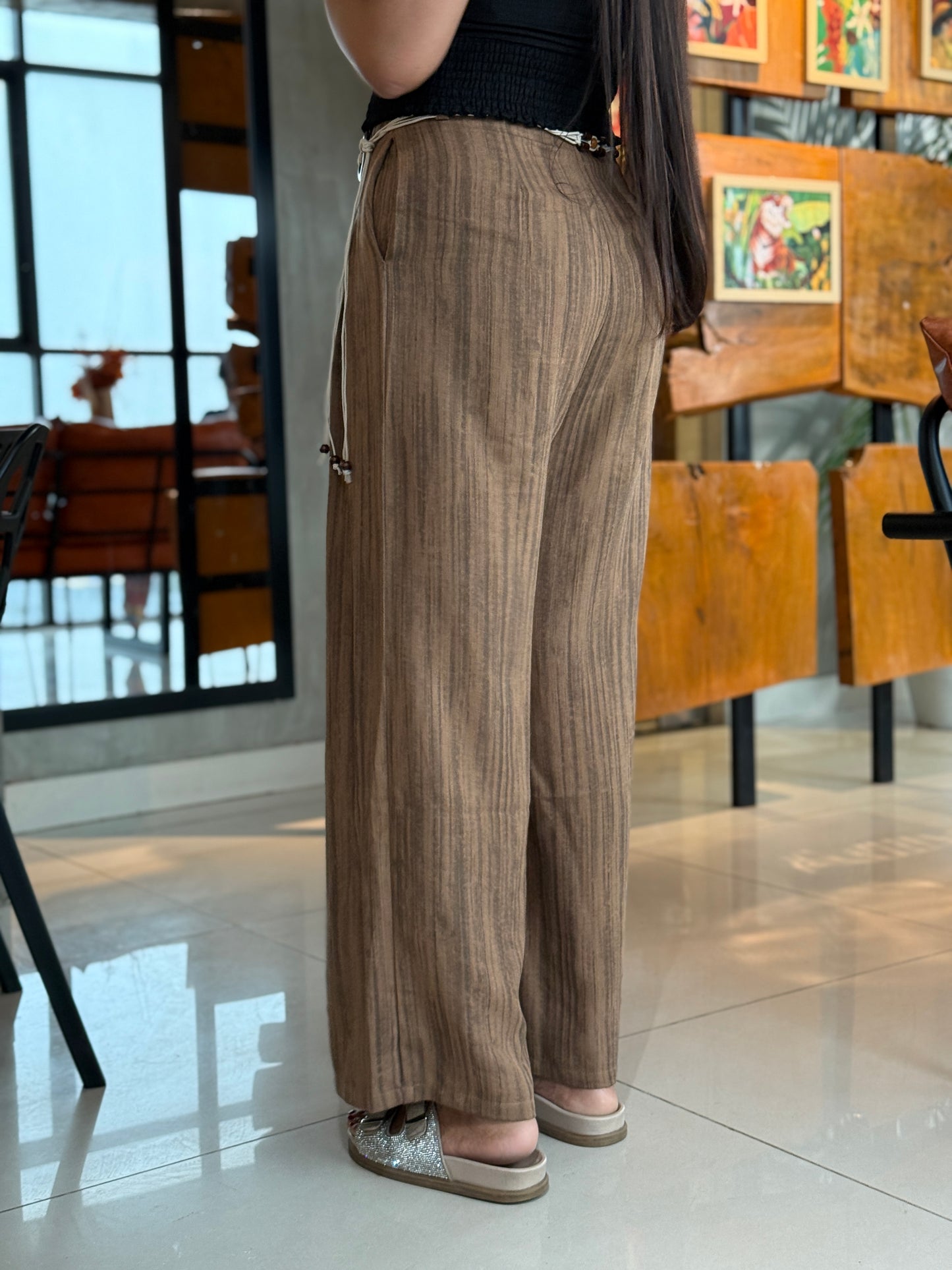 Trendy Loose pleated pant with woven belt