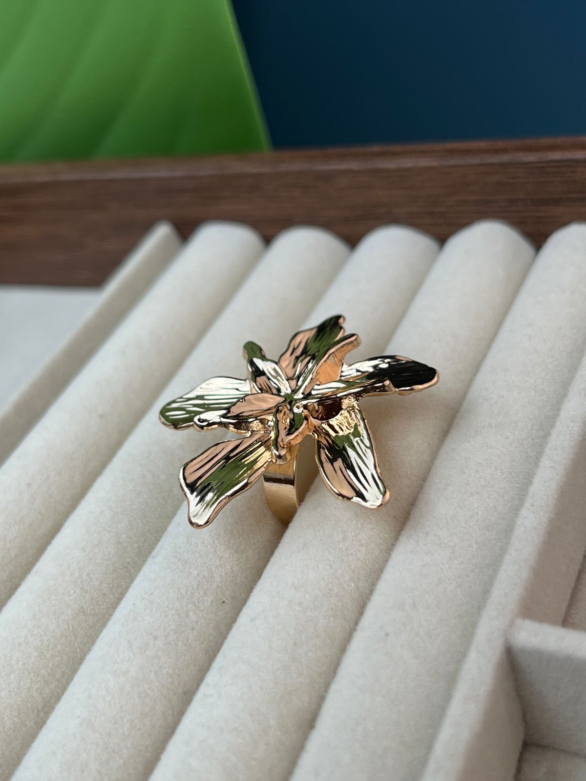 Gold Flower Luxury Ring