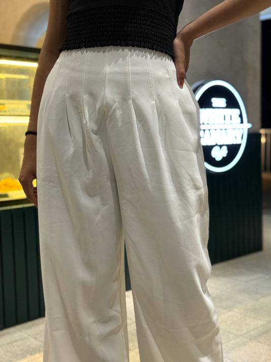 High waisted pleated pant