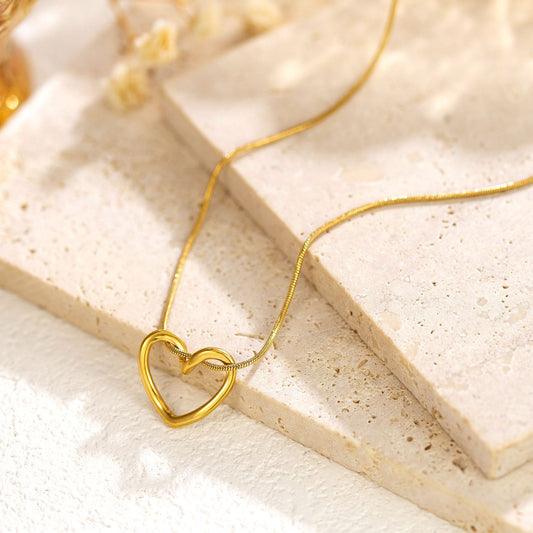 Twisted Heart Gold