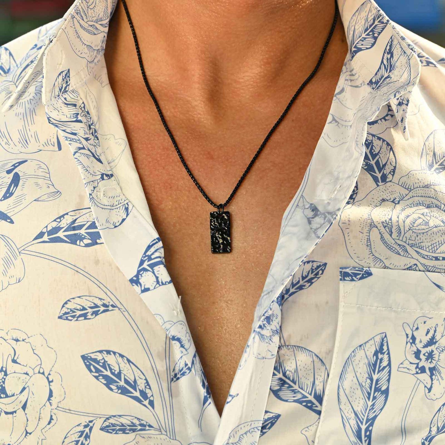 Men's Pleated Pendant