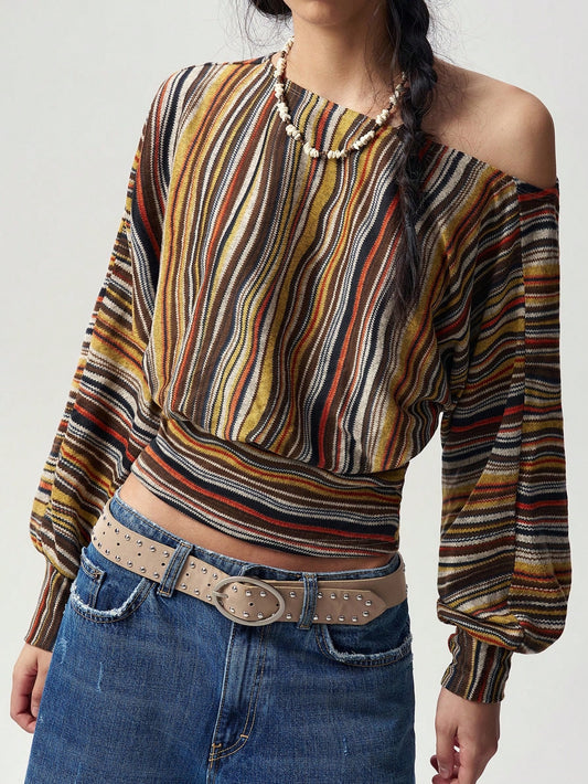striped off-shoulder long-sleeved T-shirt