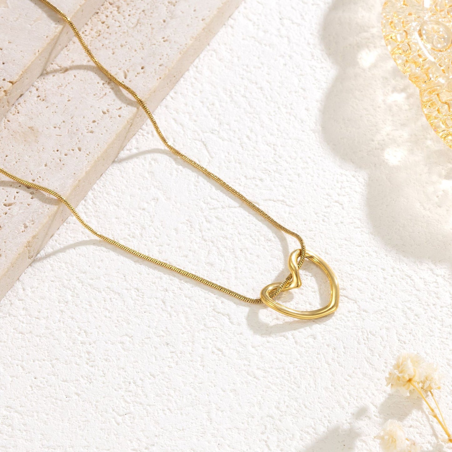 Twisted Heart Gold