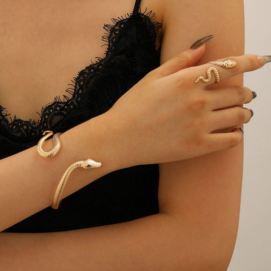 Snake Shaped Opening Adjustable Bracelet 2.O