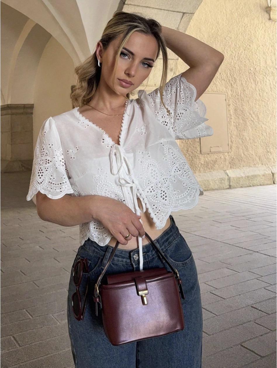 Lace V neck shirt