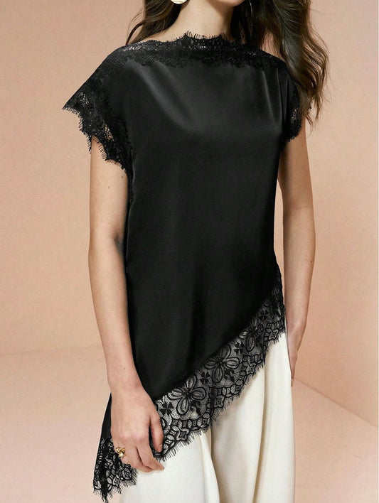 Lace stitching sleeveless top