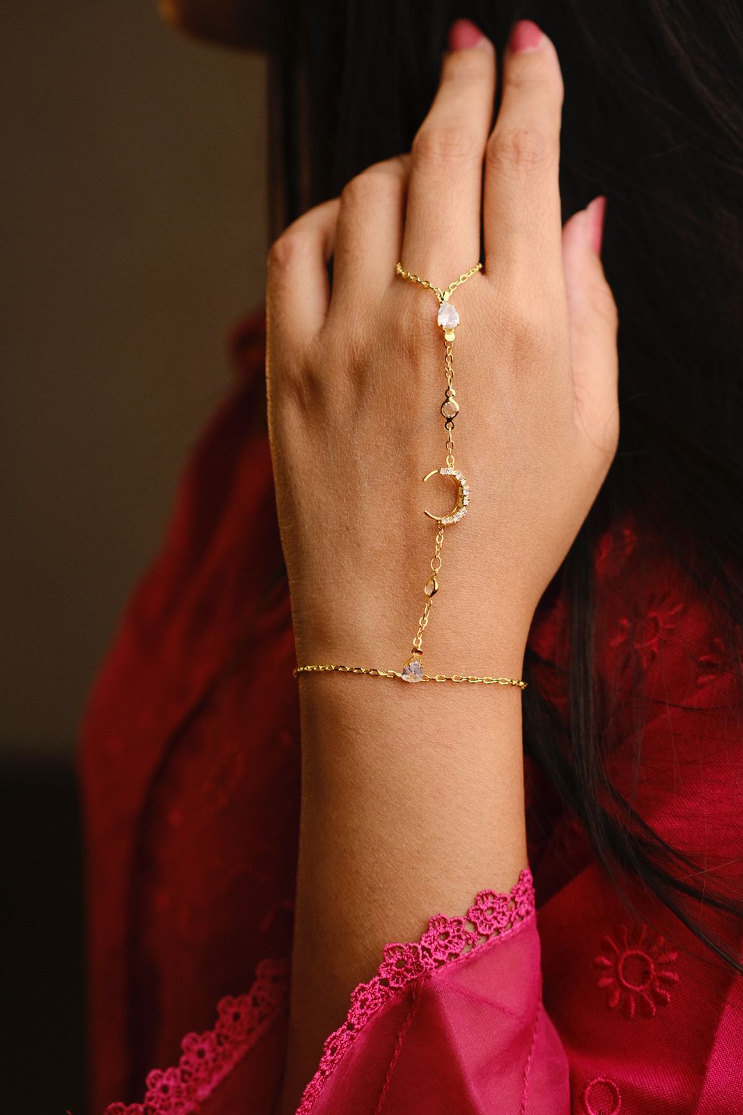 Moon Diamond Hand chain