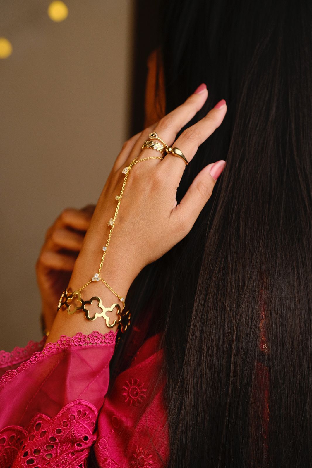 Rhinestone Hand Bracelet