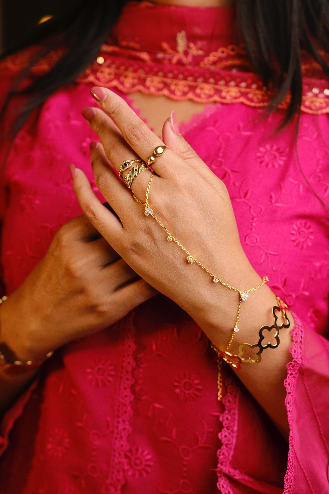 Rhinestone Hand Bracelet