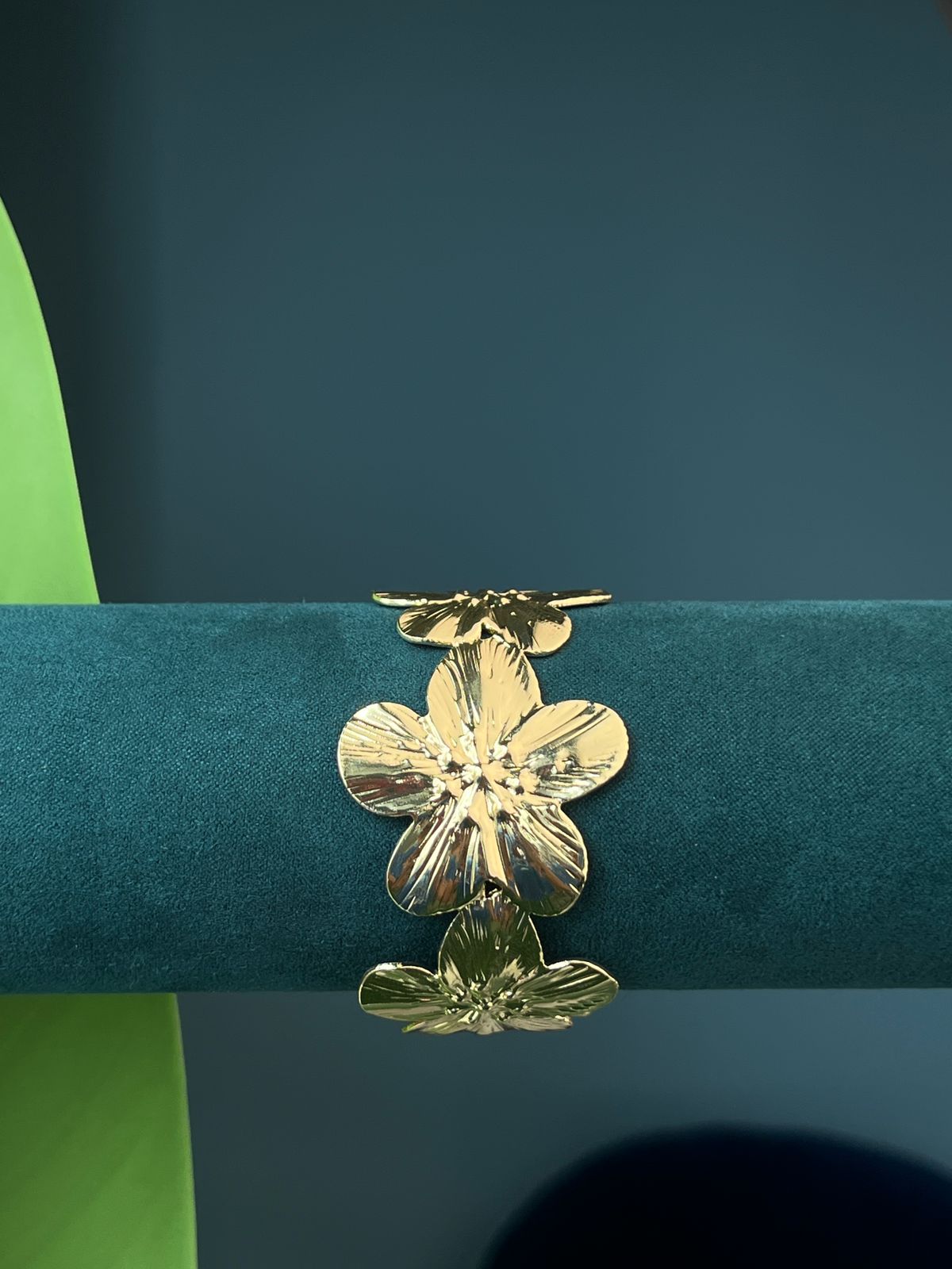 Gold Floral Bracelet